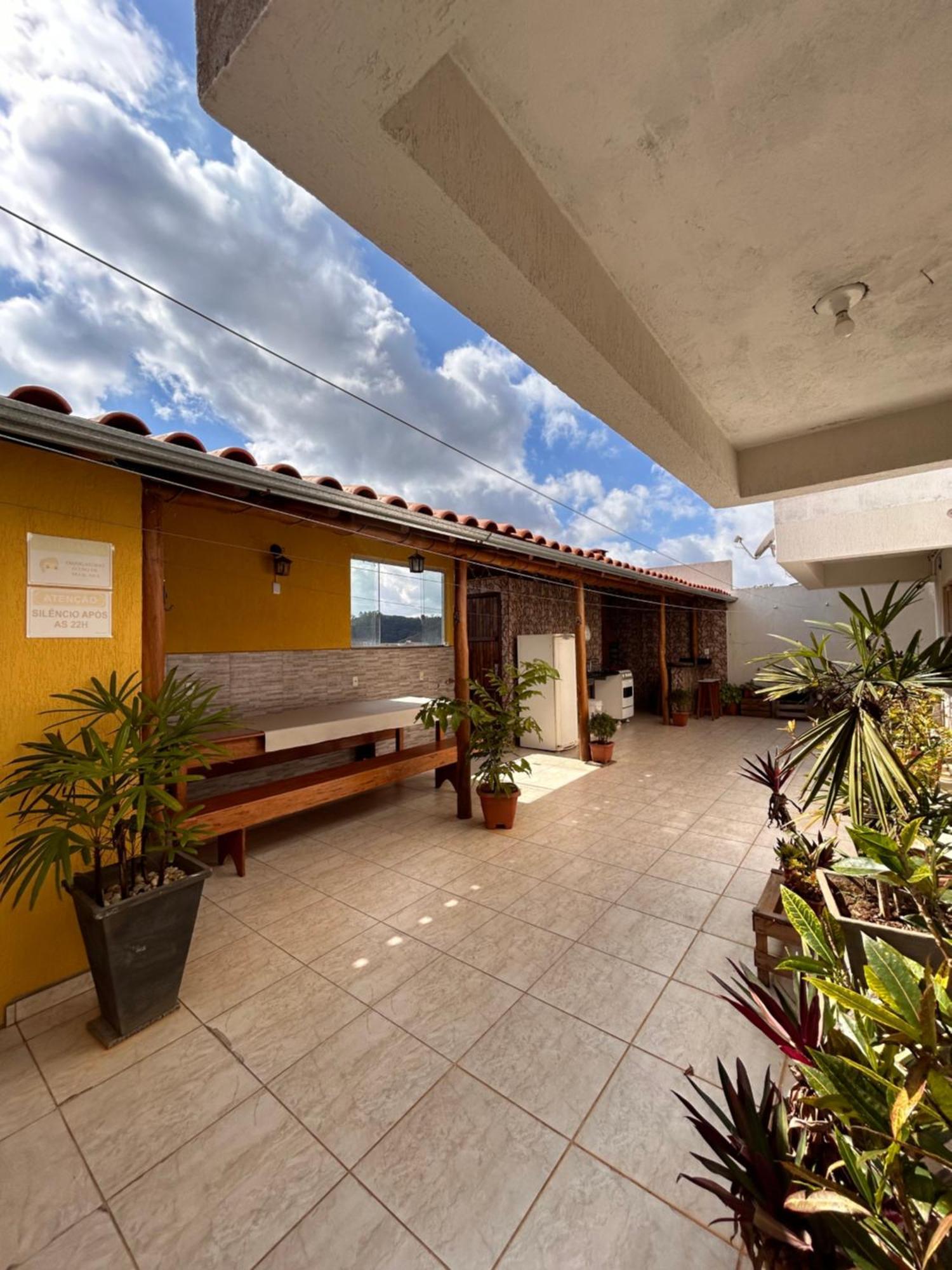 Thiferer Hostel Viçosa Buitenkant foto